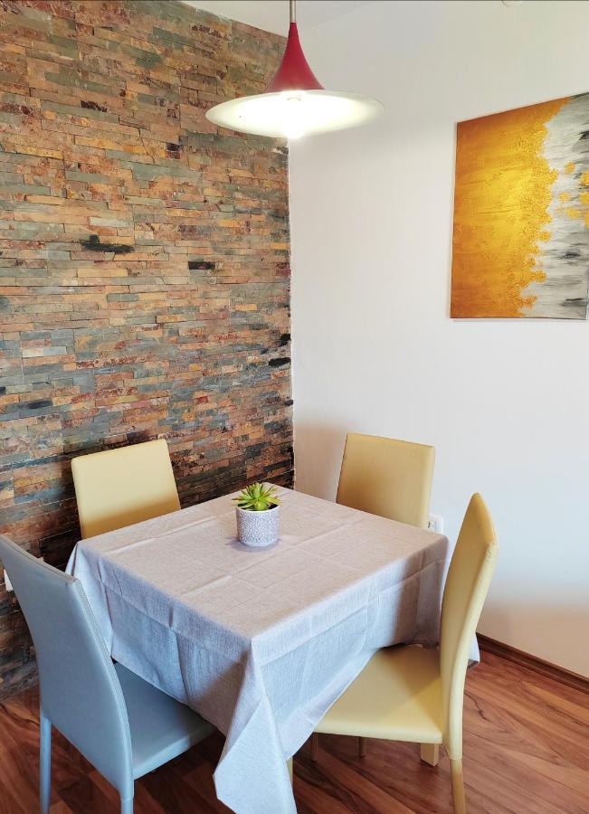 Soncni Apartma Apartment Ankaran Ngoại thất bức ảnh